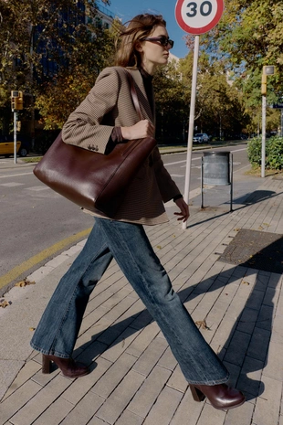 Двубортный блейзер оверсайз- Заказать в России