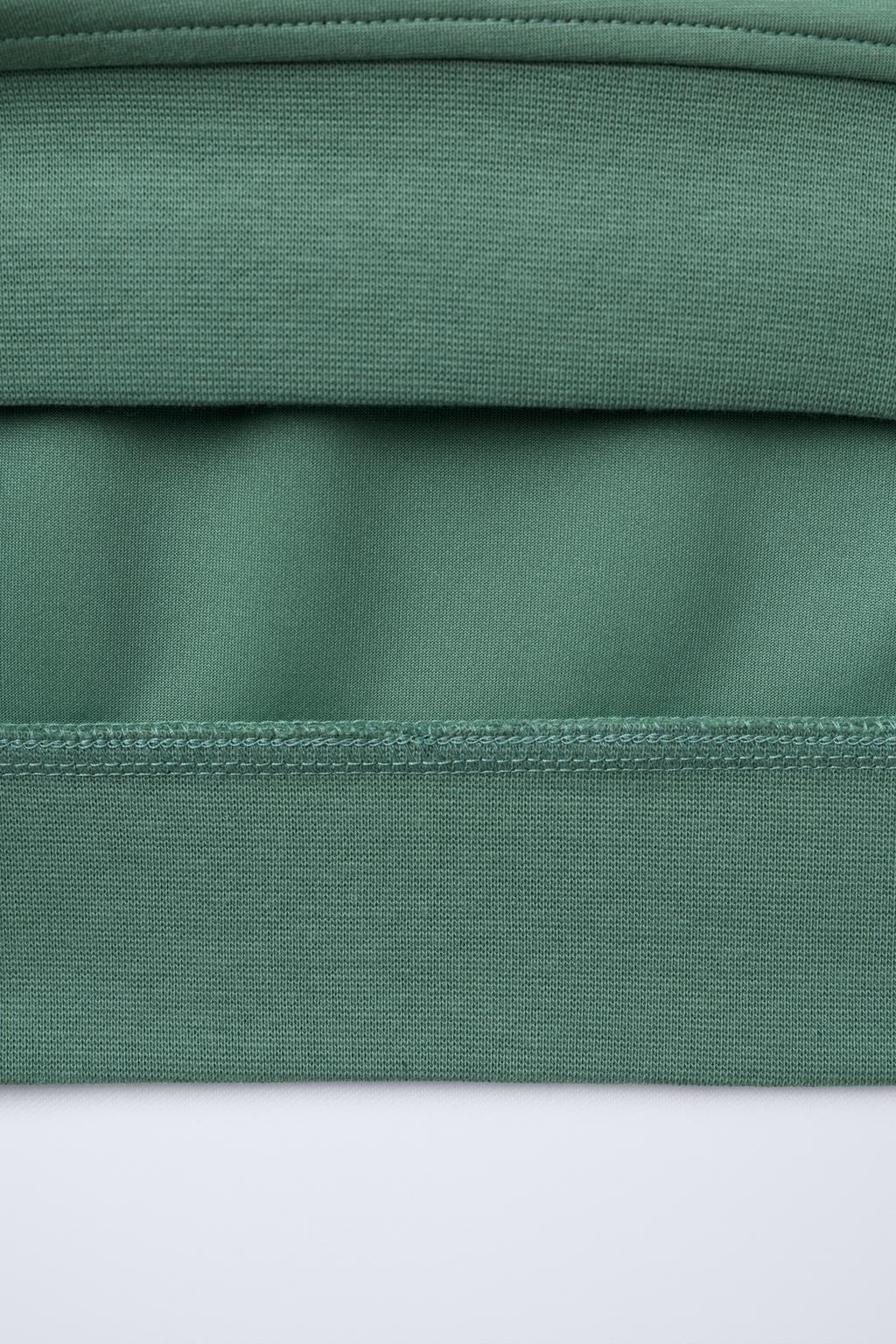 ХУДИ С ЛОГОТИПОМ В СПОРТИВНОМ СТИЛЕ