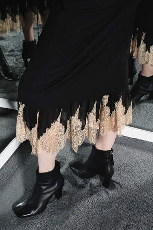 Ботильоны на каблуке из кожи. лимитированная серия- Заказать в России