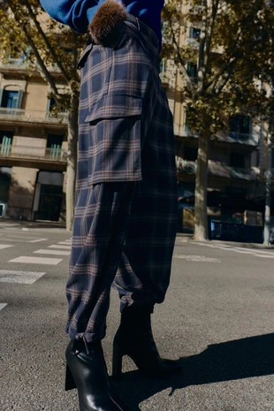 Брюки карго свободного кроя в клетку- Заказать в России