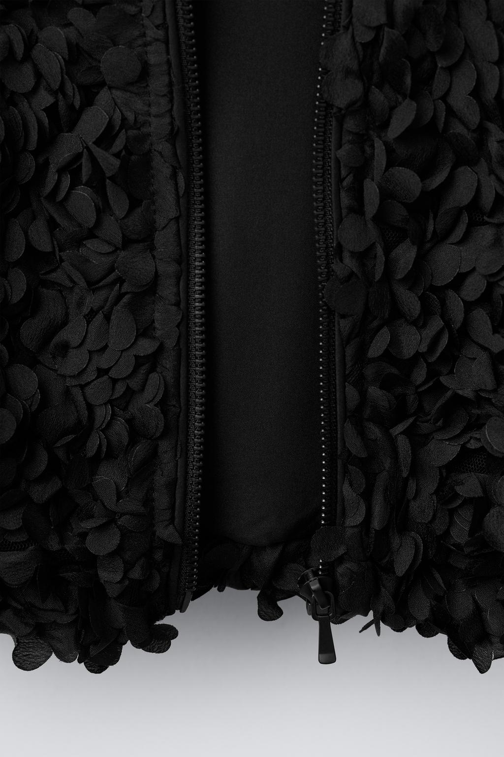 БОМБЕР С ЦВЕТОЧНЫМ ПРИНТОМ