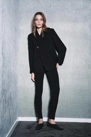 Кожаные туфли на плоской подошве LIMITED EDITION- Заказать в России