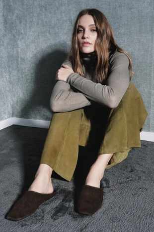 Туфли-мюли из кожи LIMITED EDITION- Заказать в России