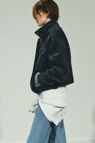 Куртка из 100% замши с карманами- Заказать в России