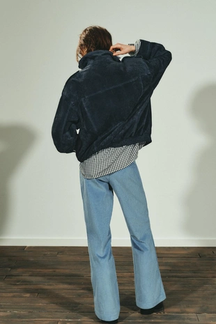 Куртка из 100% замши с карманами- Заказать в России