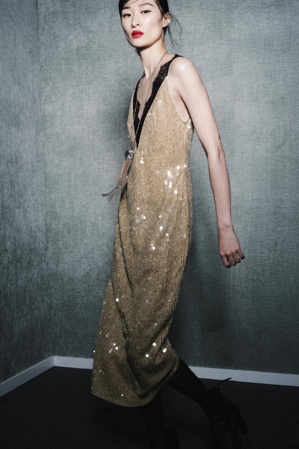 КОЛЬЕ С СУМКОЙ И БАХРОМОЙ