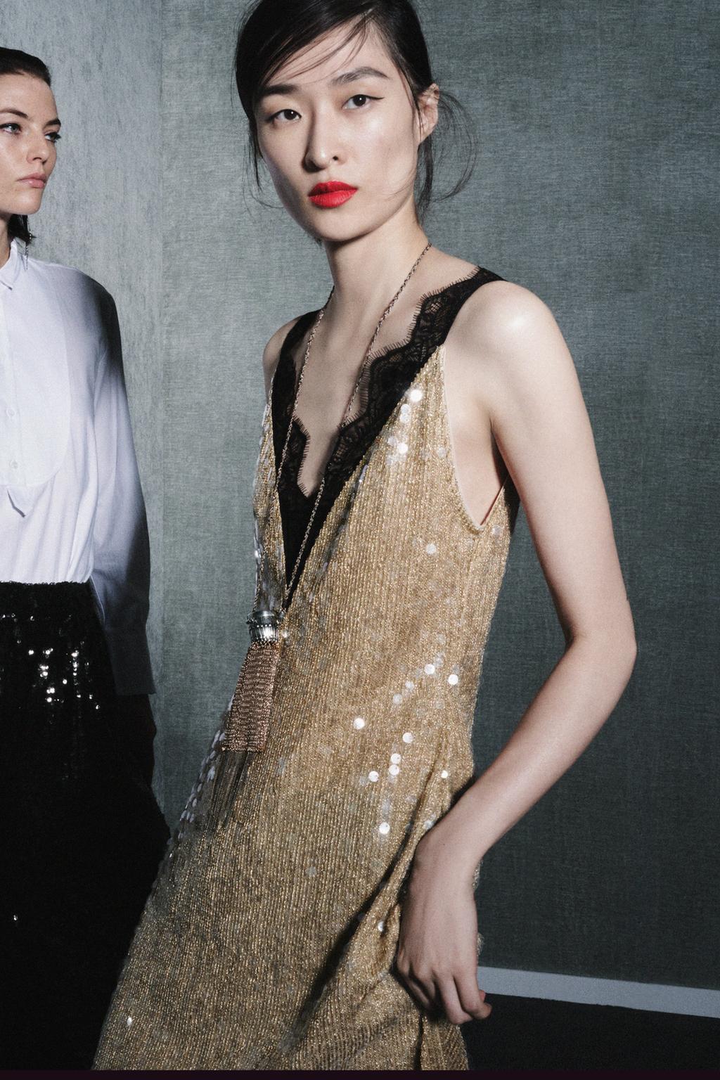 КОЛЬЕ С СУМКОЙ И БАХРОМОЙ