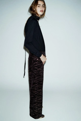 Боди с драпировкой и цепочкой- Заказать в России