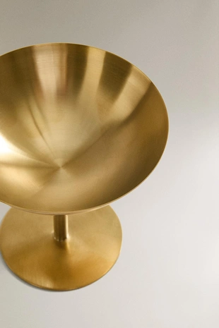 Высокий золотой металлический бокал для вина- Заказать в России