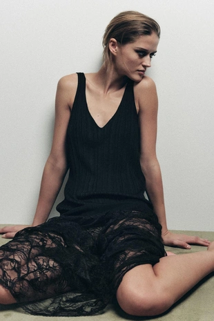 Трикотажное платье с кружевом- Заказать в России