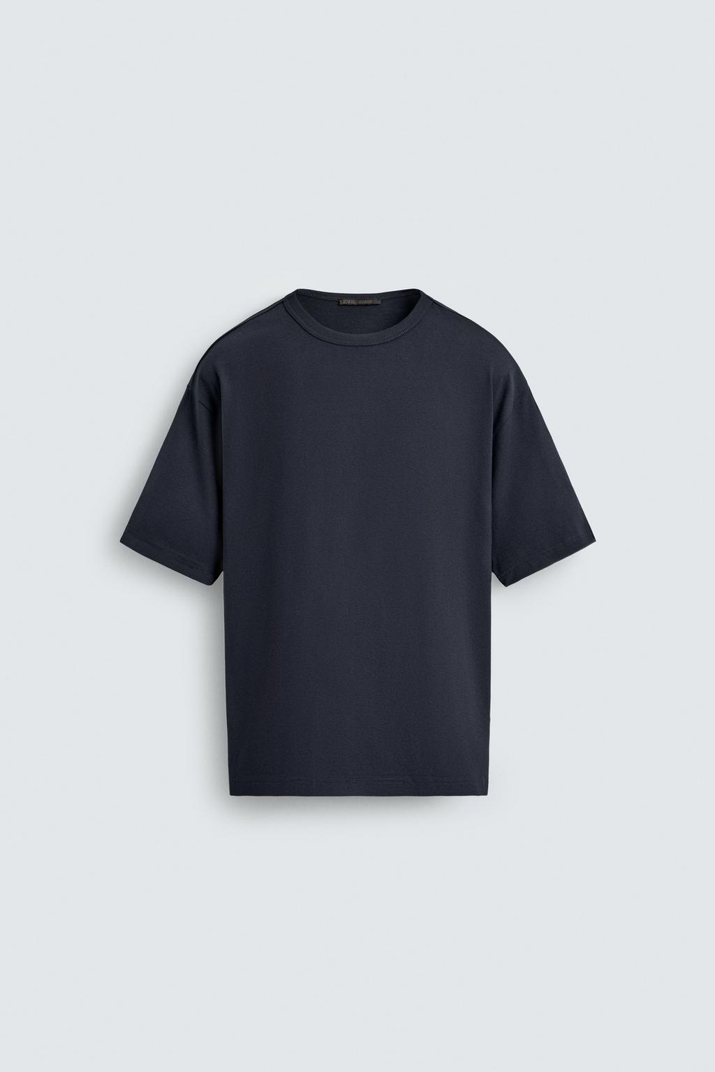 СВОБОДНАЯ ПИЖАМА С КОНТРАСТНЫМИ ДЕТАЛЯМИ