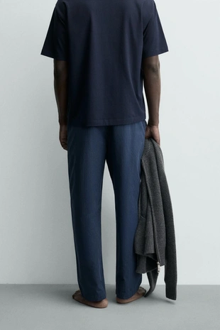 Свободная пижама с контрастными деталями- Заказать в России