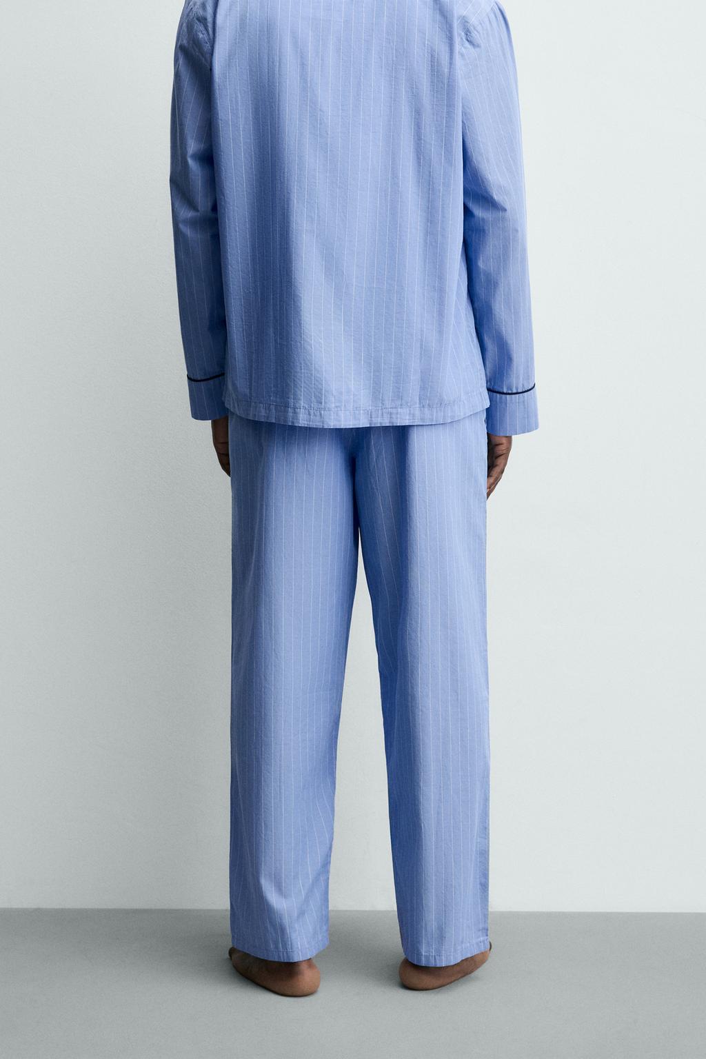 ПИЖАМА С КОНТРАСТНОЙ ОТДЕЛКОЙ