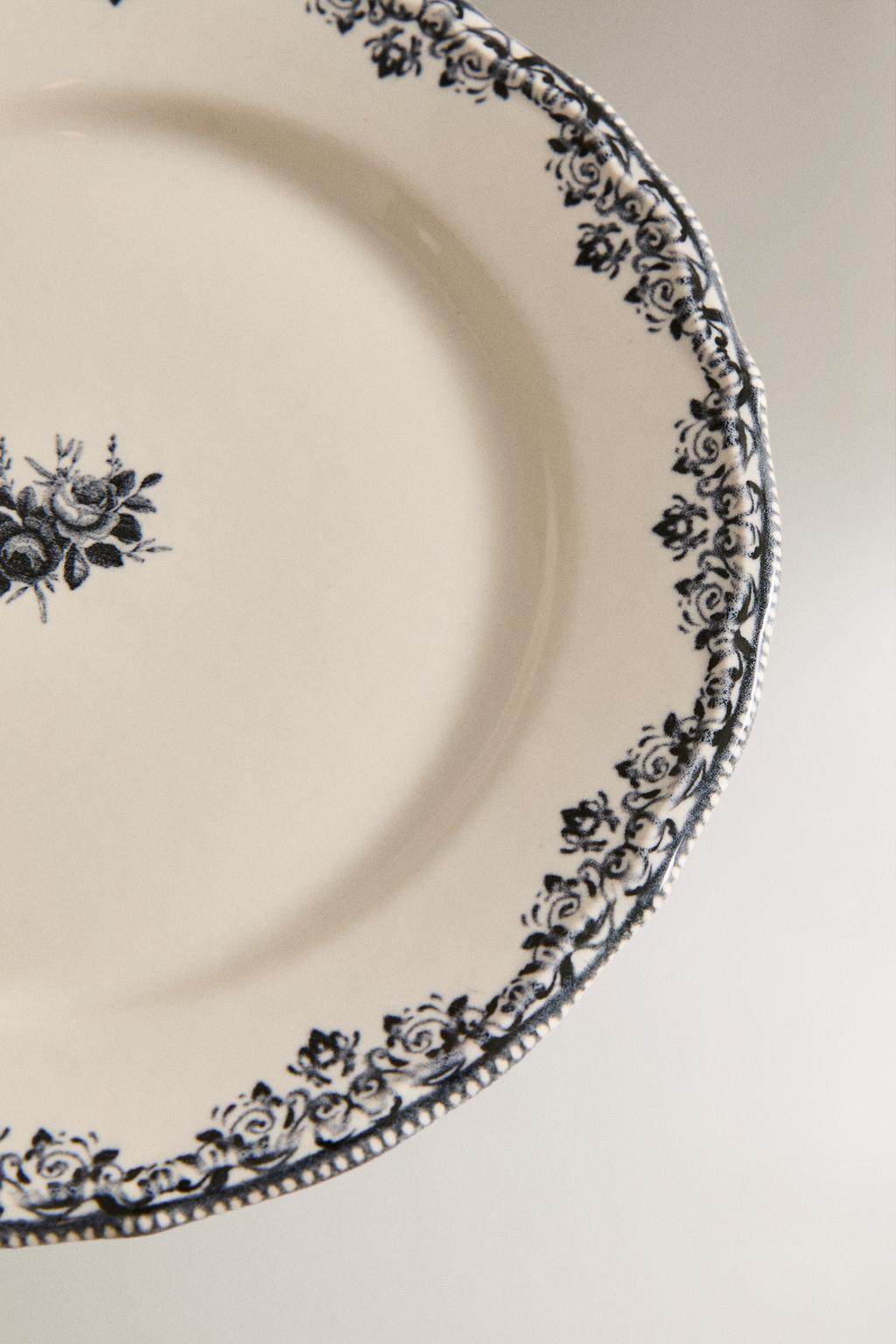 Десертная тарелка с дизайном подложки