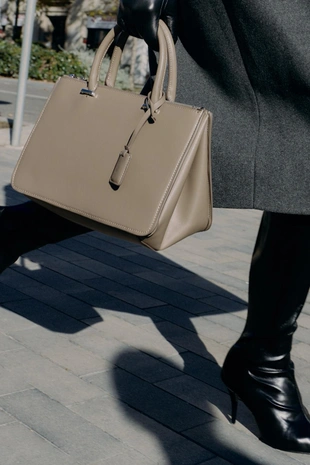 Сумка для города с двумя ручками- Заказать в России