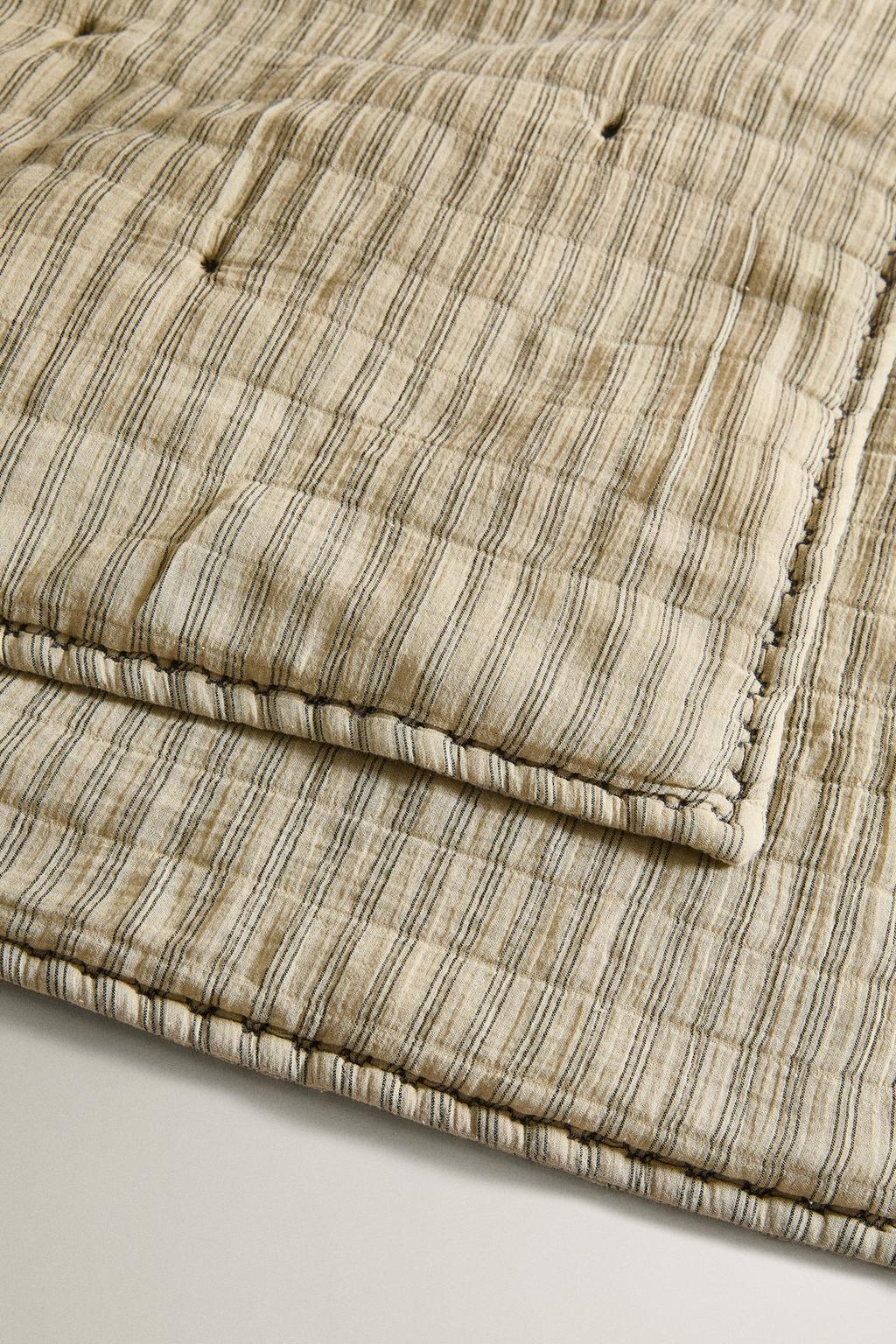 Детское хлопковое одеяло с тонкими полосками