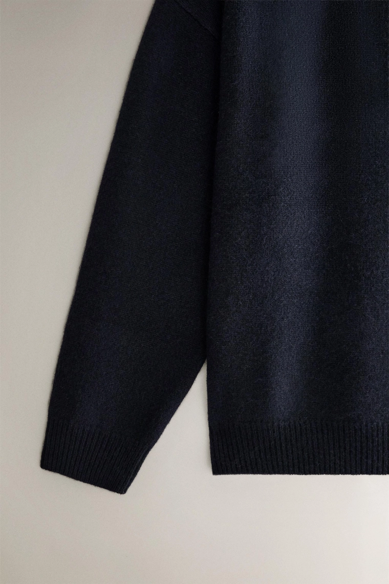 Кашемировый свитер