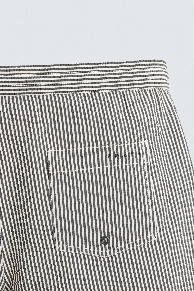 Средние пляжные шорты из сеерсакера