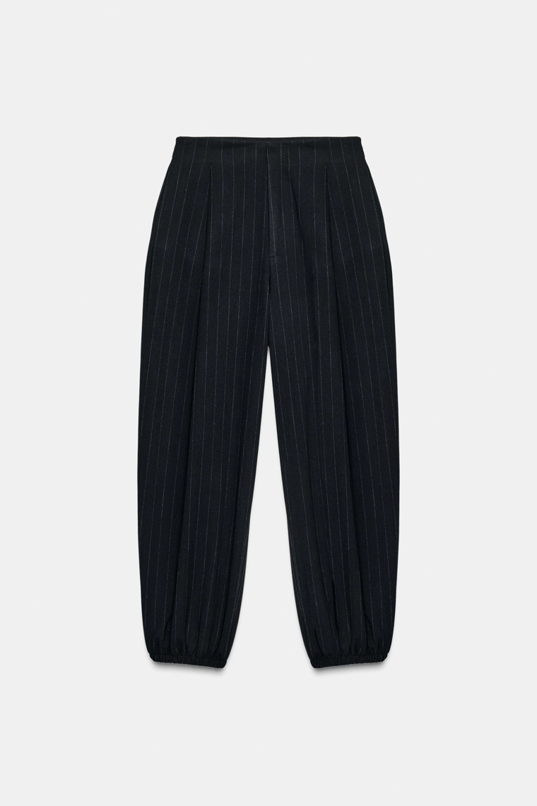 Штаны-джоггеры с полосками и складками