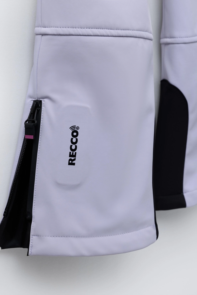 Комбинезон-джампер с отстегивающейся капюшоном из пуховика 80% пуха и 20% пера