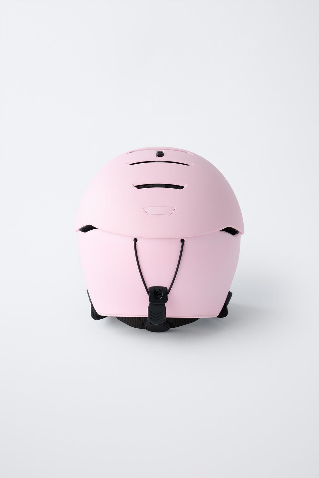 Коллекция лыжных шлемов