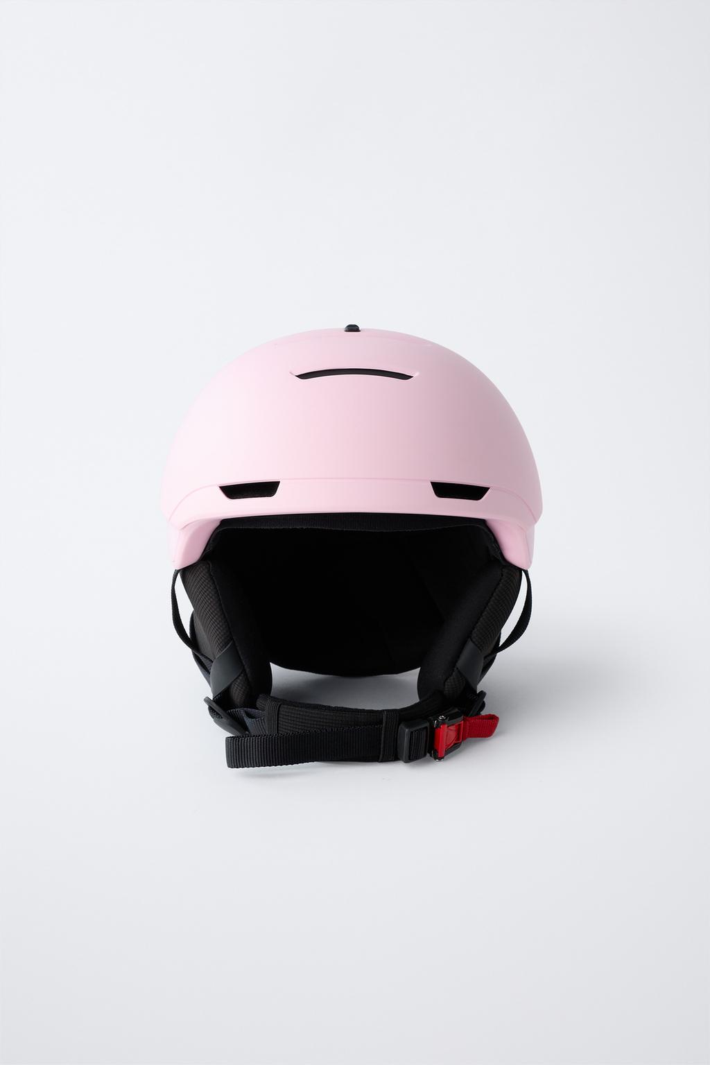 Коллекция лыжных шлемов