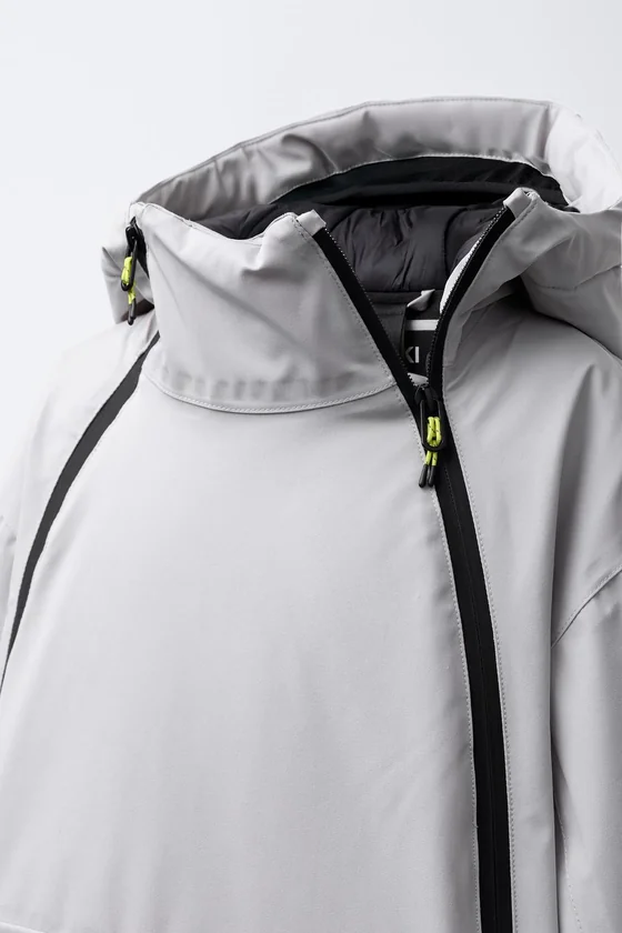 ВОДОНЕПРОНИЦАЕМЫЙ И ВЕТРОЗАЩИТНЫЙ АНОРАК RECCO® SYSTEM коллекция «Ski»