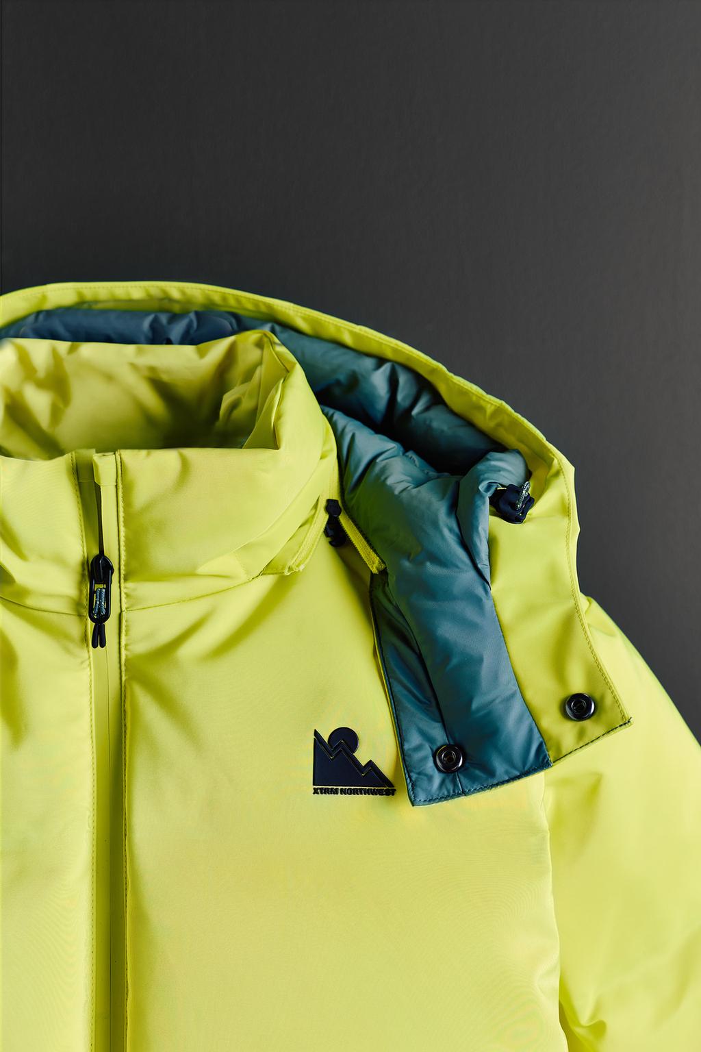 DOWN FEATHER JACKET WITH DETACHABLE HOODIE, WATER-RESISTANT AND WINDPROOF RECCO® SYSTEM SKI COLLECTION