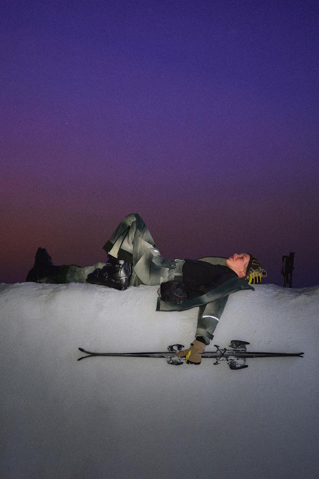 БРЮКИ НА ПОДТЯЖКАХ WATER RESISTANT И WINDPROOF С СИСТЕМОЙ RECCO® ИЗ ЛЫЖНОЙ КОЛЛЕКЦИИ