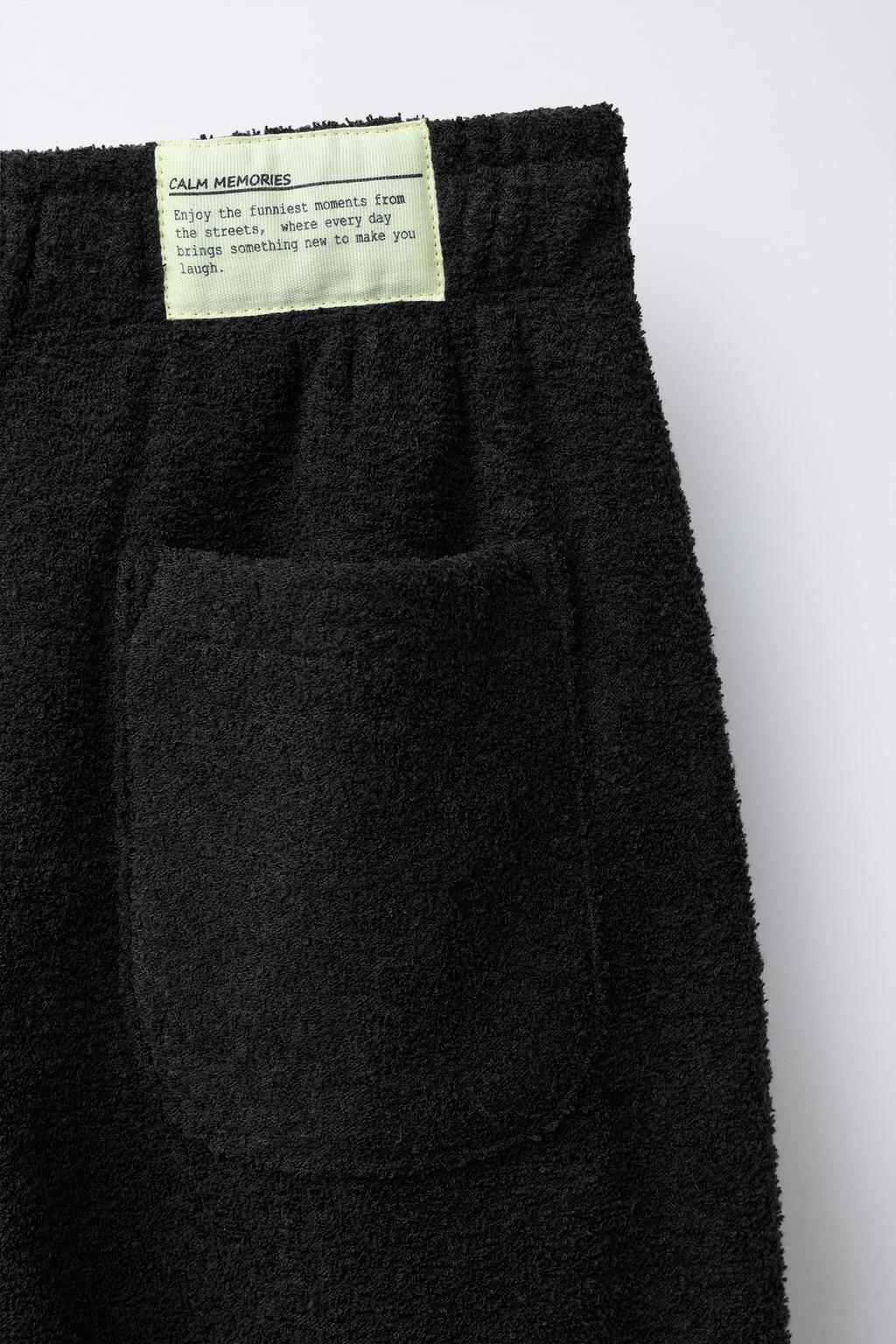 КОМПЛЕКТ ИЗ ТОЛСТОВКИ И БРЮК WIDE LEG С НАШИВКОЙ И ТЕКСТУРОЙ