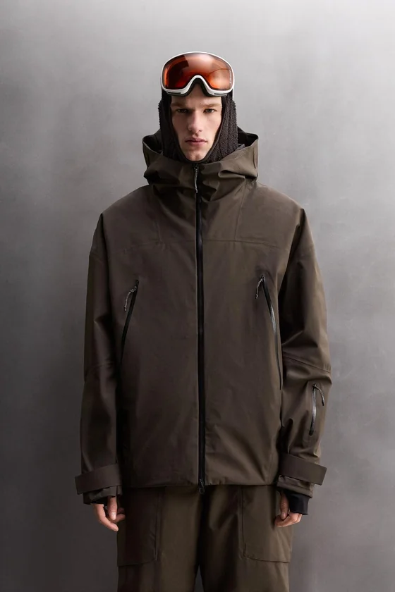 УТЕПЛЕННАЯ ЛЫЖНАЯ КУРТКА RECCO® WATERPROOF