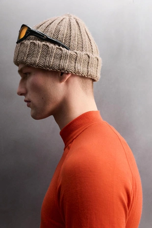 Компрессионная футболка для катания на лыжах с воротником на молнии- Заказать в России