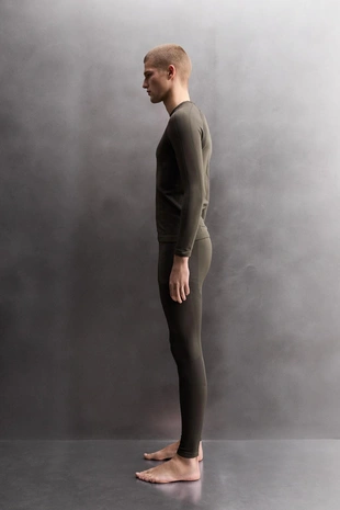 Компрессионная футболка-термобелье для лыжного спорта- Заказать в России