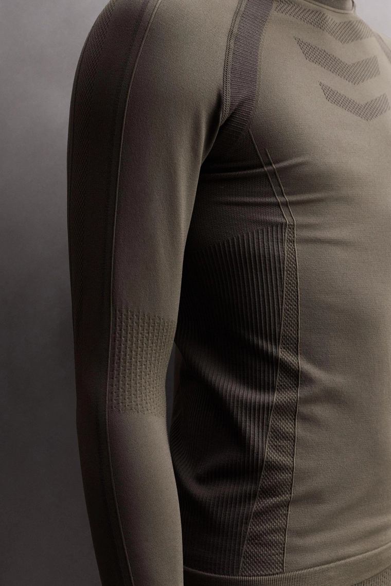 Термофутболка для горных лыж первого слоя