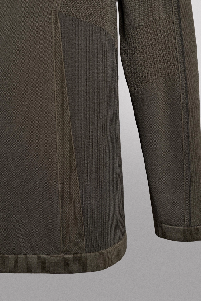 Термофутболка для горных лыж первого слоя