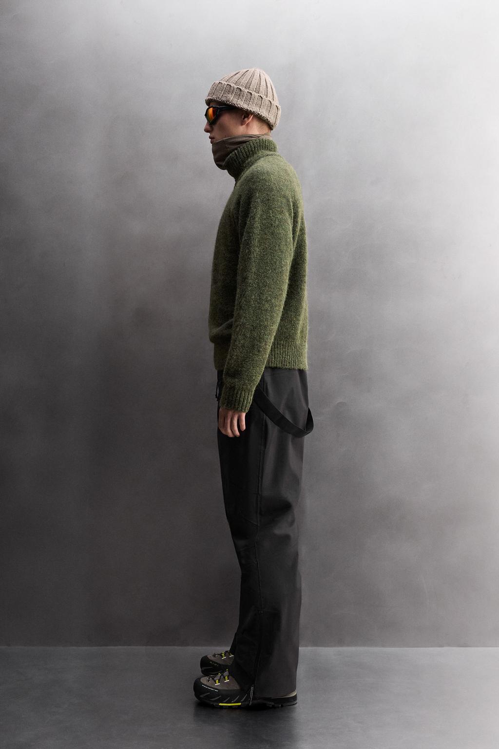 СВИТЕР ИЗ ШЕРСТИ С ВОРОТНИКОМ НА МОЛНИИ