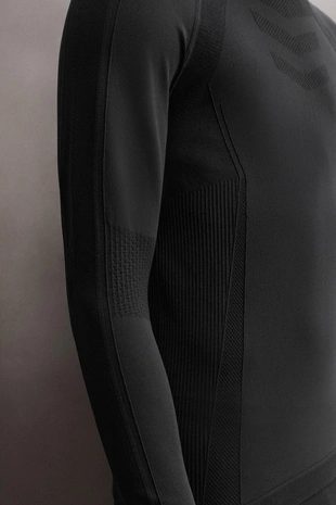 Термофутболка для катания на лыжах- Заказать в России