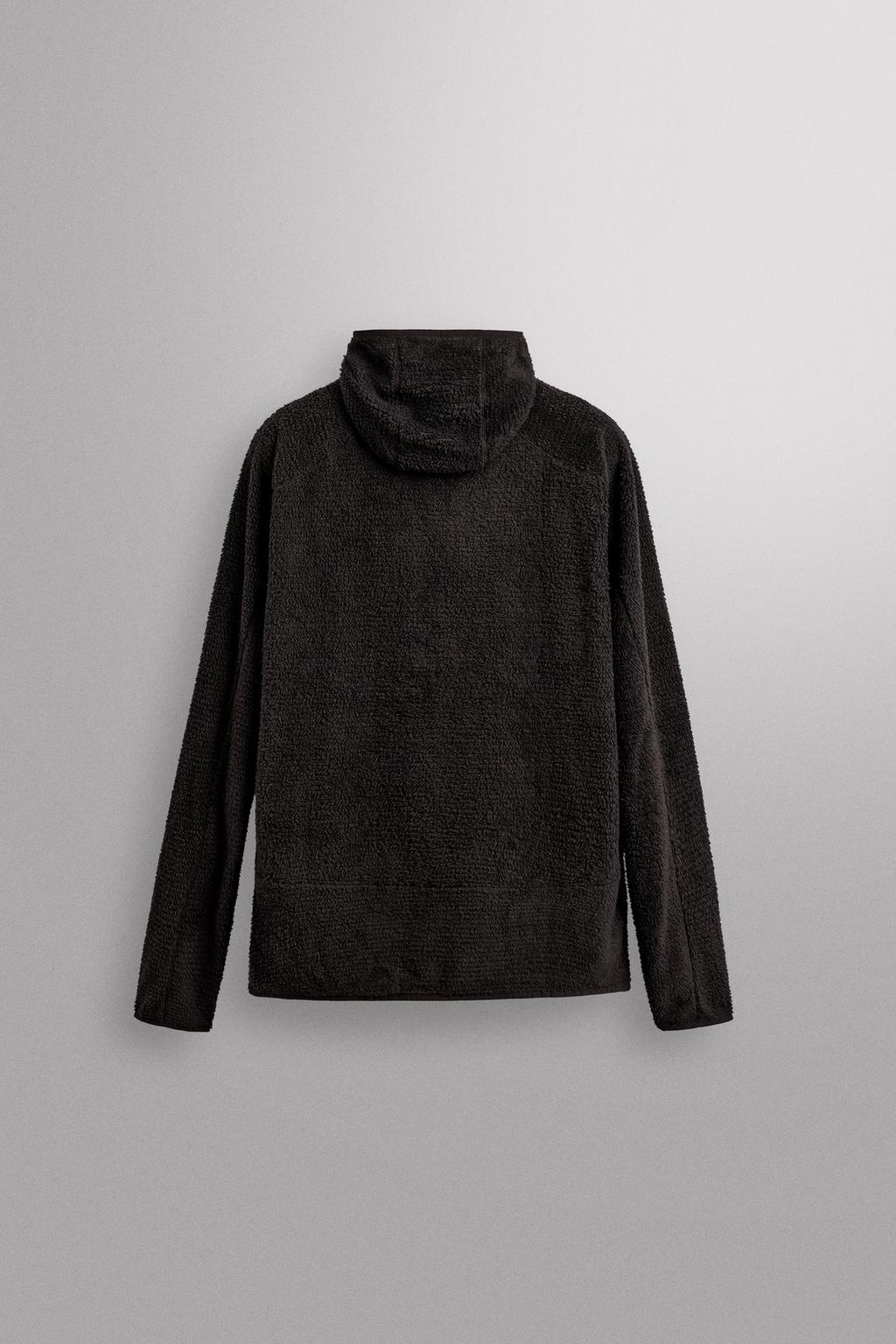 ФЛИСОВАЯ ТОЛСТОВКА SKI С КАПЮШОНОМ И ТЕКСТУРОЙ