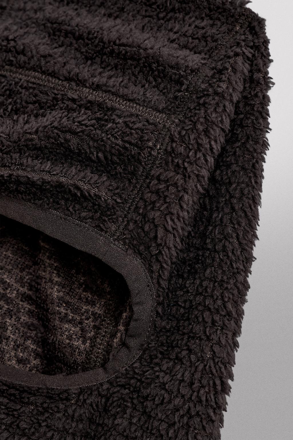 БАЛАКЛАВА ИЗ ФЛИСА С ТЕКСТУРОЙ ДЛЯ ЛЫЖ