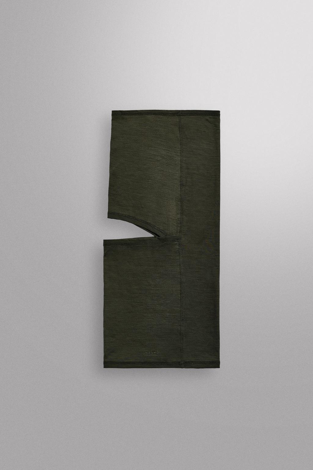 БАЛАКЛАВА ИЗ СМЕСОВОЙ ШЕРСТИ