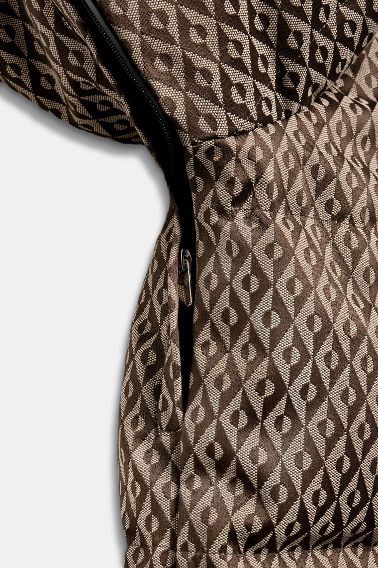 Пуховик zara из коллекции лыжной одежды с технологией recco®, устойчивый к воде и ветроупорный