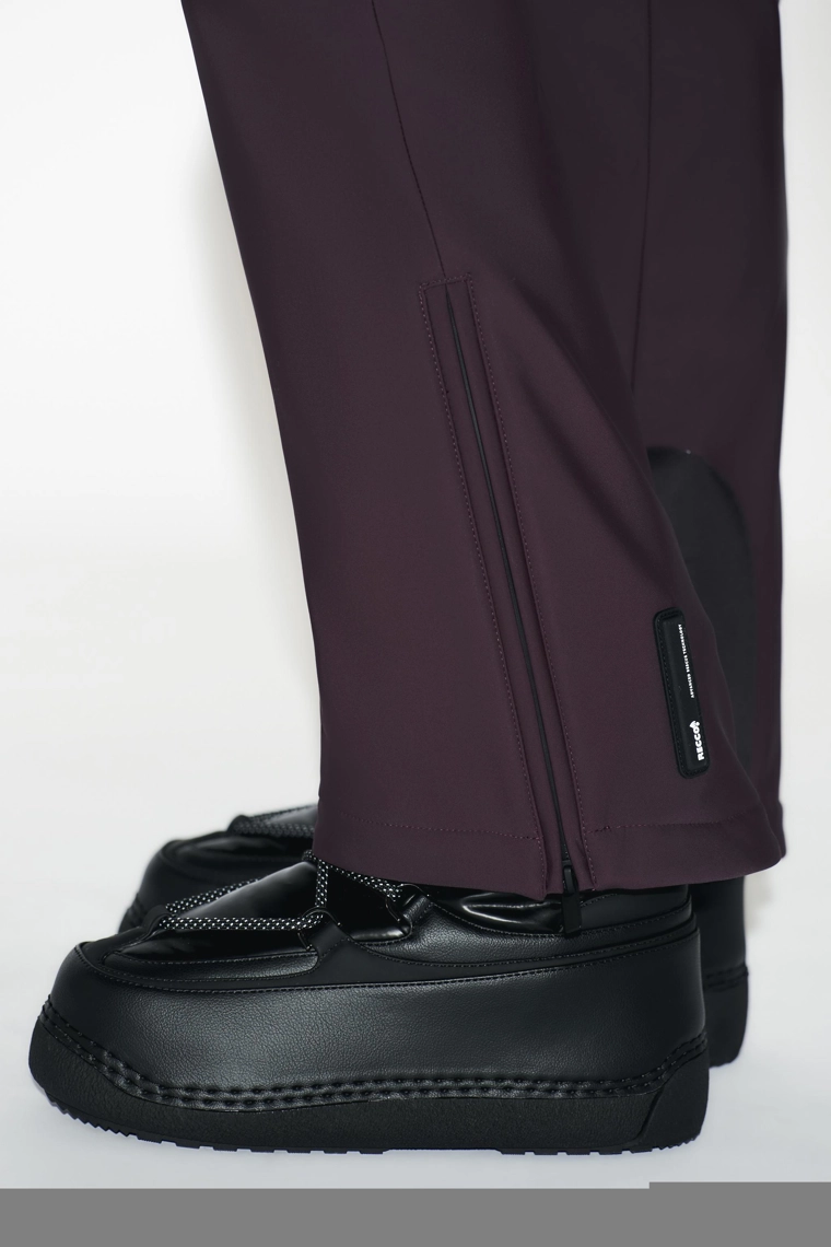 Ветрозащитный и водонепроницаемый комбинезон из коллекции лыжной одежды с технологией recco®