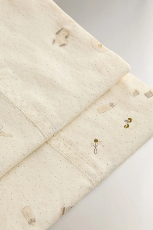 Набор простыней для мини-детской кроватки с рисунком- Заказать в России