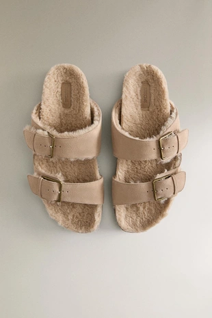 Теплые босоножки из разделанной кожи с двумя пряжками- Заказать в России