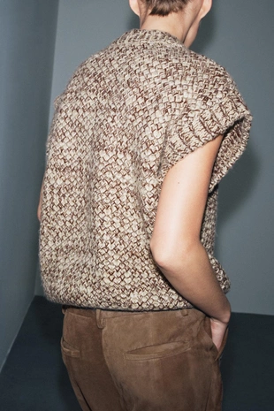 Жилет крупной вязки- Заказать в России