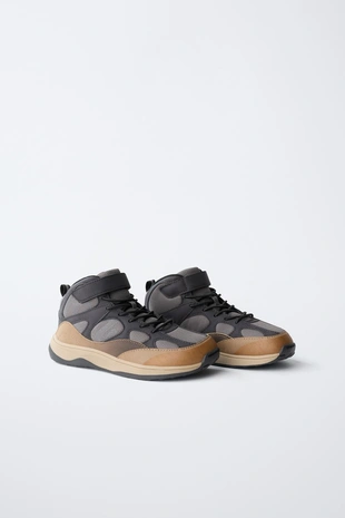 Высокие спортивные кеды контрастные