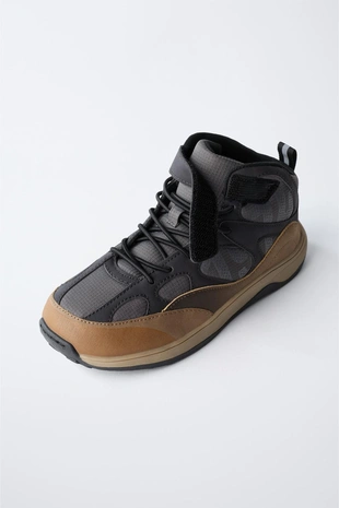 Высокие спортивные кеды контрастные- Заказать в России