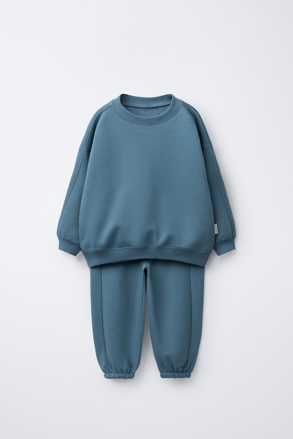 BASIC JOGGING SWEATSHIRT AND JOGGER TROUSERS WITH LABEL