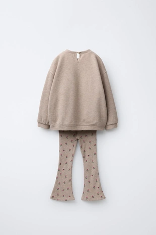 Комплект из футболки и расклешенных легинсов из мягкой ткани- Заказать в России