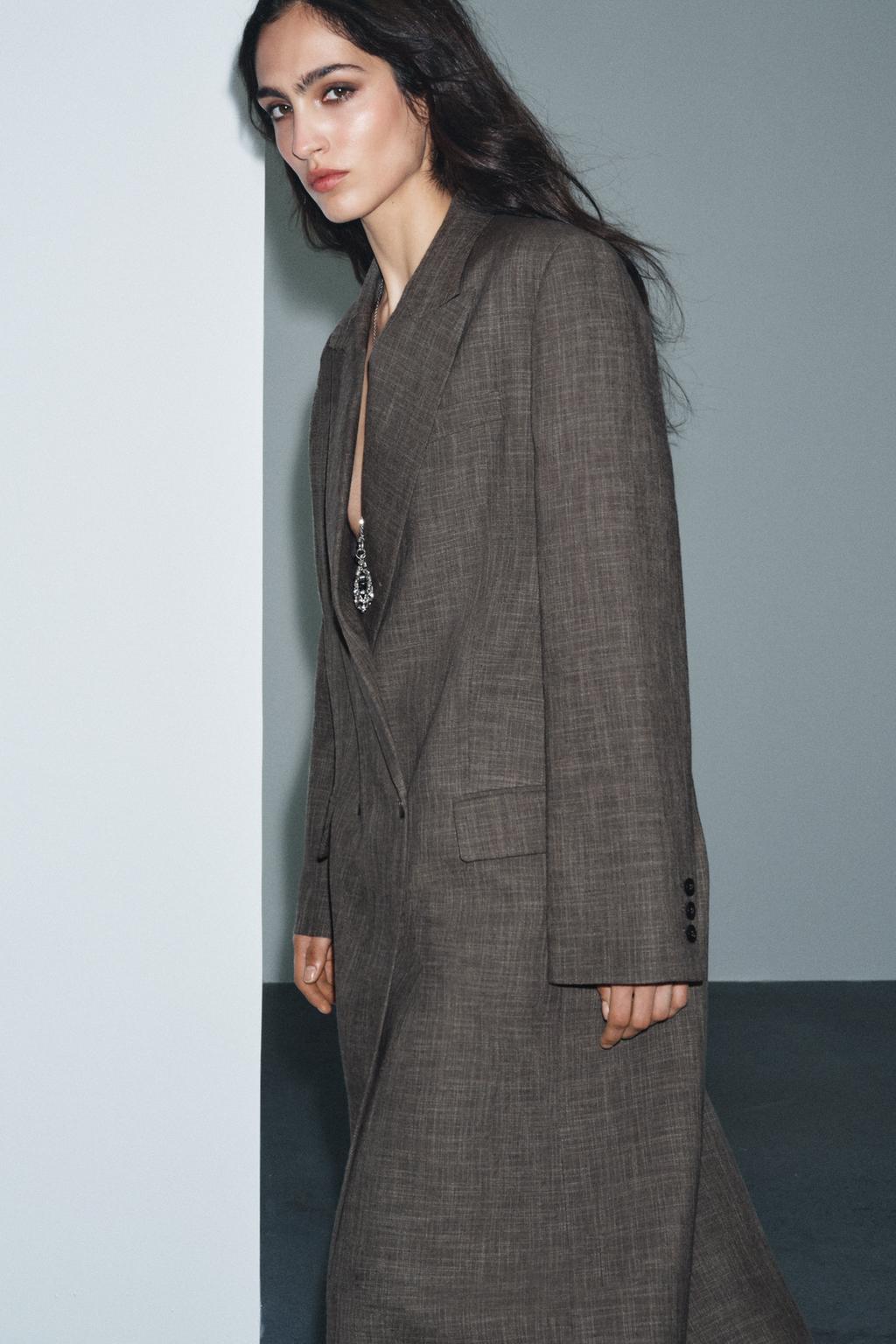 ДВУБОРТНОЕ КЛАССИЧЕСКОЕ ПАЛЬТО — ZW COLLECTION LIMITED EDITION